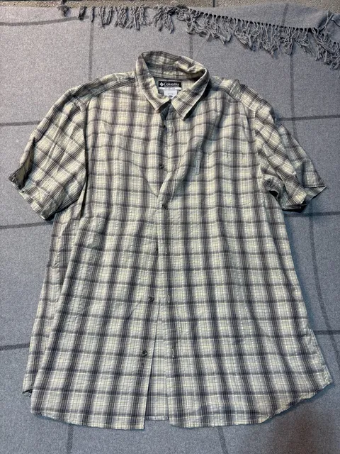 Columbia Sportswear Short Sleeve Plaid Button Up Shirt Size XXL Gray