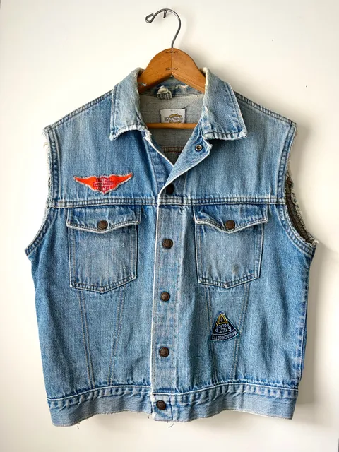 Bar C Authentic Western 1980s Denim Jacket Blue Wash Distressed Harley Davidson Patch