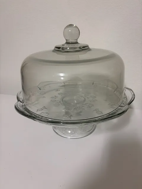 Anchor Hocking Savannah Clear Cake Plate with Glass Dome