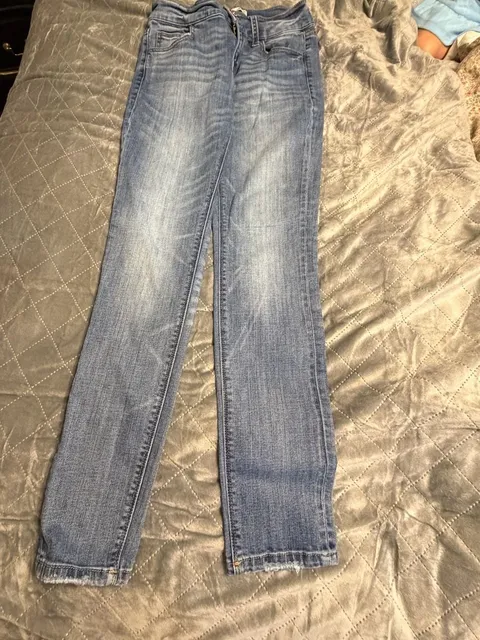 Daytrip Virgo Ankle Skinny Jeans Size 26 Distressed Light Wash