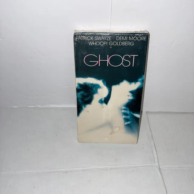 Ghost VHS 1990 Paramount Factory Sealed Patrick Swayze