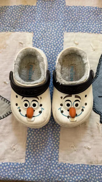 Disney Frozen Olaf Classic Lined Crocs Shoes