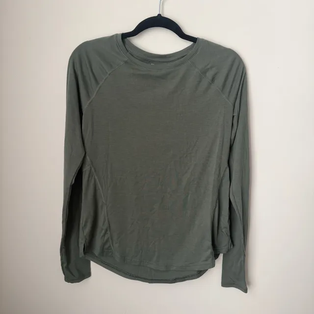 Tek Gear Essential Gear Long Sleeve Shirt Size S Green Athletic