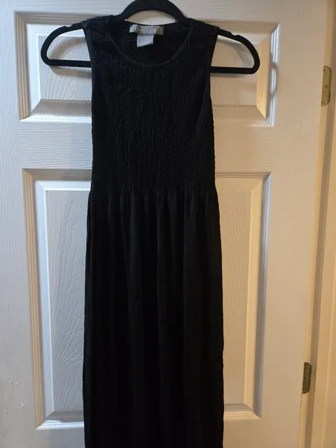 Lark & Ro Smocked Maxi Dress Size S Black Sleeveless