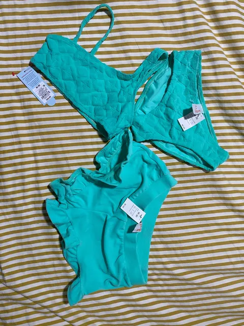Xhilaration 3-Piece Bikini Set Size M (8)