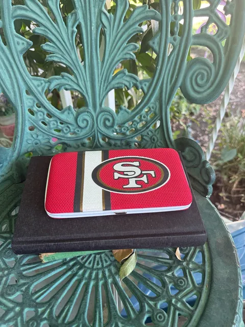 NFL San Francisco 49ers Metal Frame Clutch Wallet Red Mesh