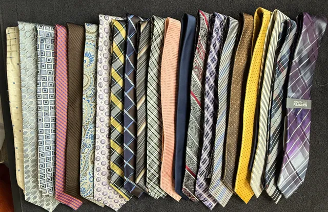 Men’s neckties - 21 name brand ties.
