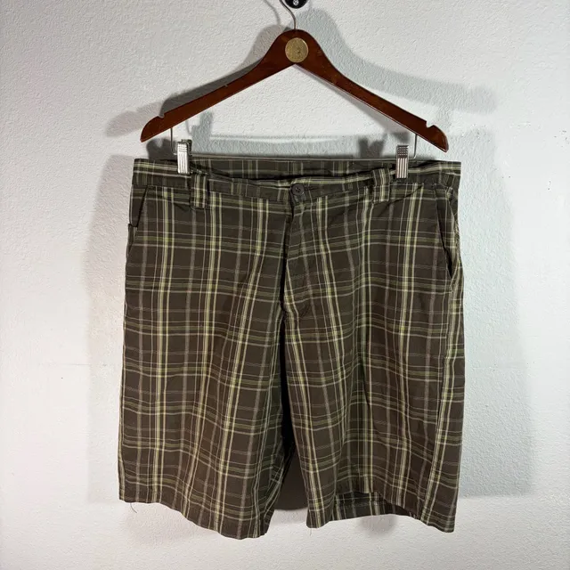 VINTAGE Y2K Burnside Plaid brown Skate Shorts