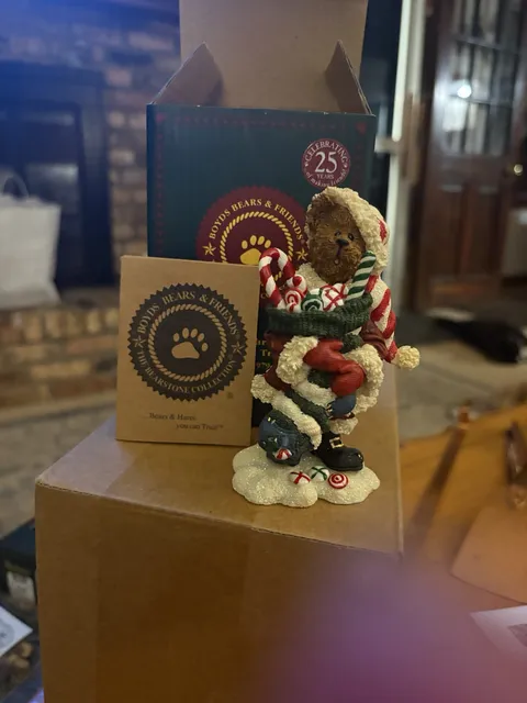 Boyds Bears & Friends Bearstone Figurine