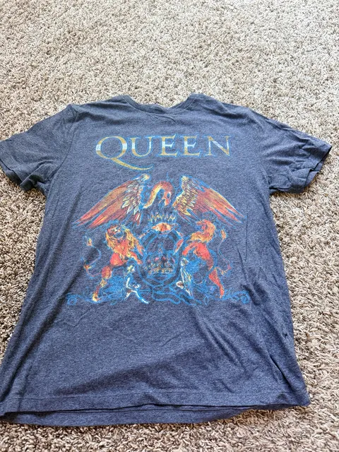 Old Navy Queen Rock Band T-Shirt Size M Dark Gray Graphic Tee