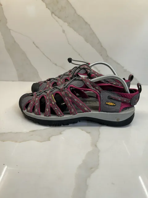 Keen Whisper Water Sandals Gray Pink (Size: 10)