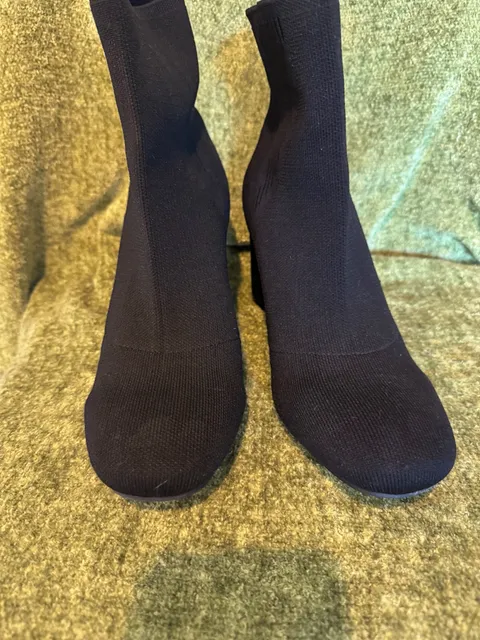 MIA Women’s Black Stretch Knit Sock Ankle Boots Size 10 – 2.5” Block Heel