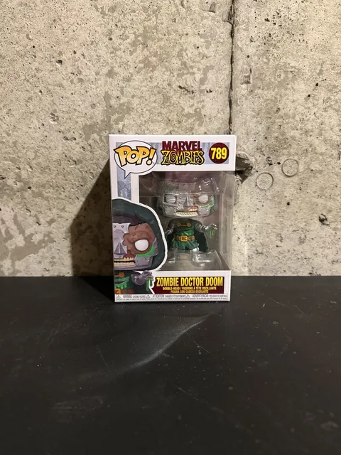Funko Pop Marvel Zombies Zombie Doctor Doom 789 Vinyl Figure