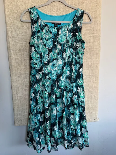 Perceptions Petite Dress Size PS Blue Floral Lace Sleeveless