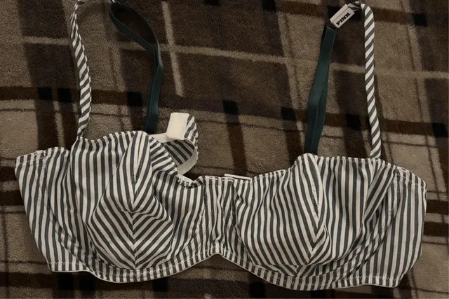 NWT Victoria’s Secret 38C bra