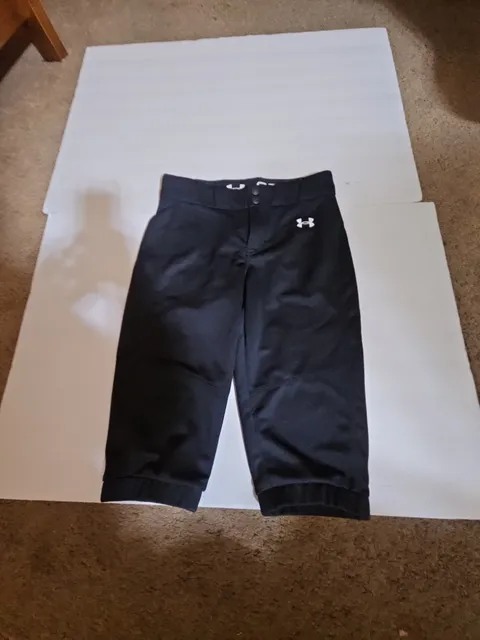 Under Armour Softball Pants Size YM Black
