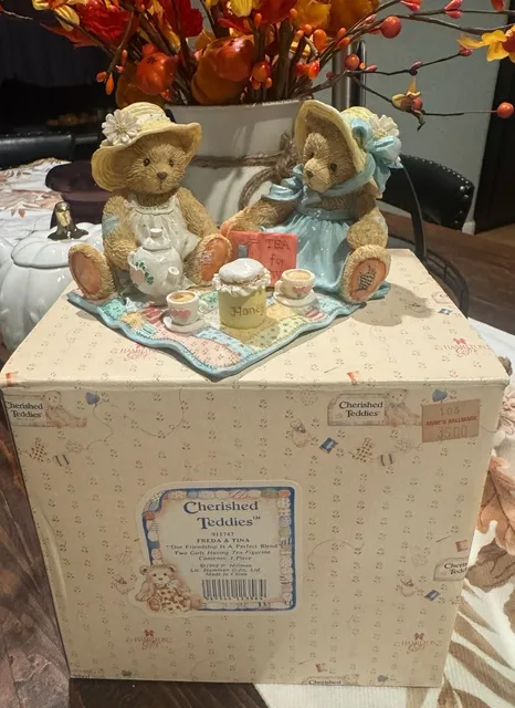 Cherished Teddies Freda & Tina Tea Figurine With Original Box #911747