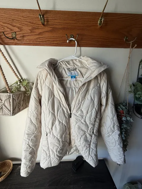 Columbia Omni-Heat Womenβs White Puffer Quilted Winter Coat XS