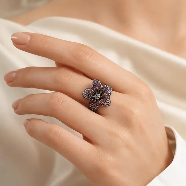Unbranded Crystal Flower Ring Size 7 Antiqued Bronze Tone