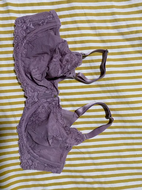 Cacique Bra Size 40DD Purple Lace Underwire
