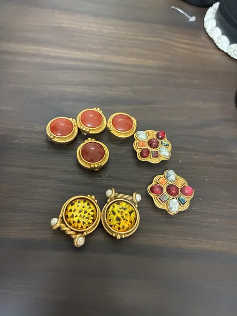 Vintage Designer Gold Tone Shank Button Lot Gemstone Glass 8-Piece Set