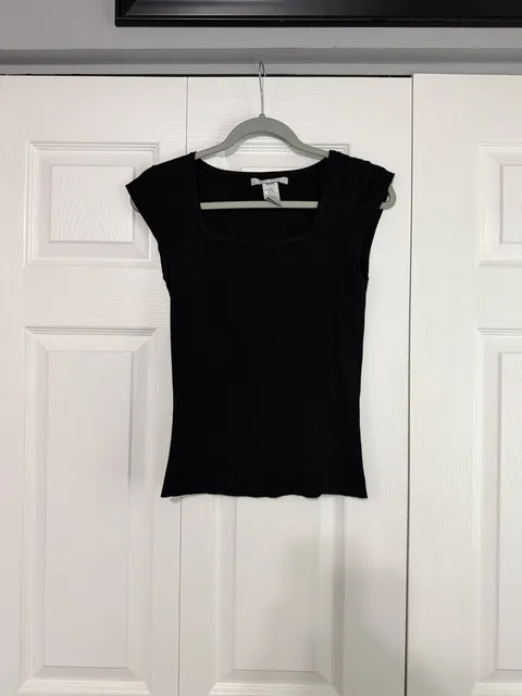 Nine West Ribbed Top Size M Black Square Neck Cap Sleeve