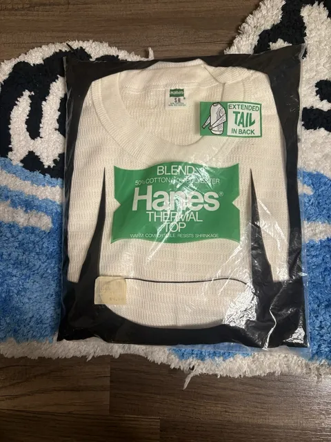 Vinatge 80s DeadStock Hanes Thermal Top Size Mens S 34-36  White Waffle Knit