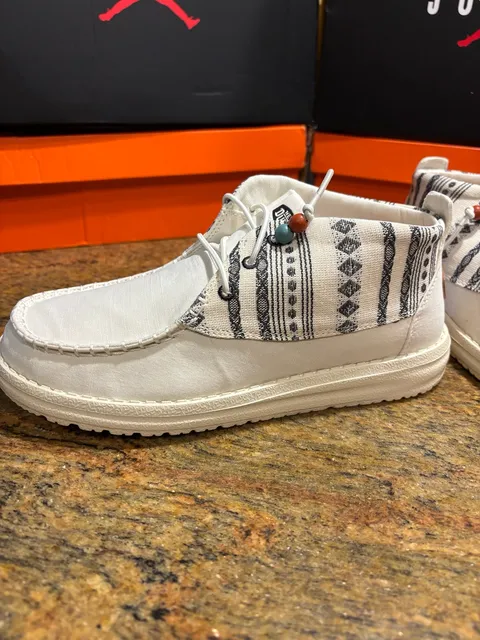 Hey Dude Wendy Mid Boho Mix Size 8 Baja Cream Shoes