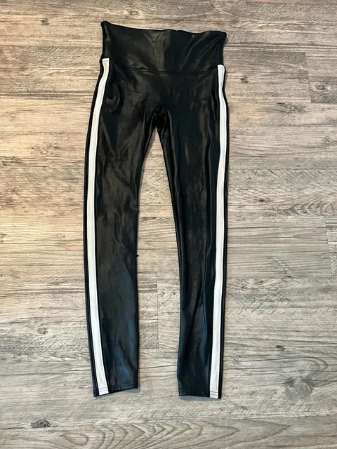 SPANX Faux Leather Leggings Size M/M Black White Stripe