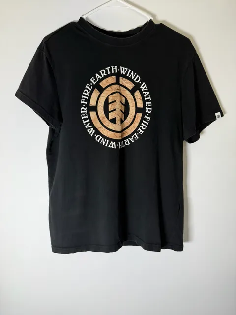 Element Earth Wind Water Fire Graphic T-Shirt Size M Black