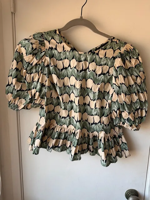 En Saison Tulip Print Puff Sleeve Tie Back Blouse Size M