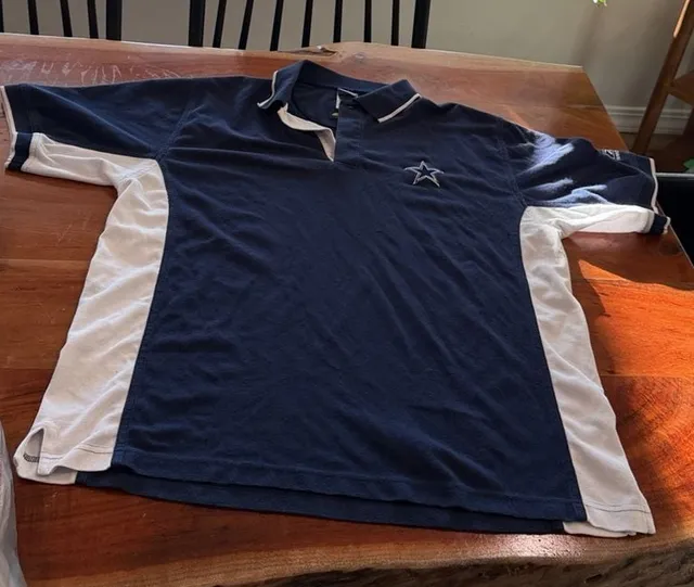 Reebok NFL Dallas Cowboys Polo Size L Blue White Moisture Wicking