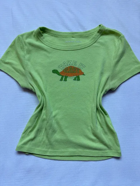 American Eagle Green Ribbed Turtle Baby Tee Size M Y2K Crop Top