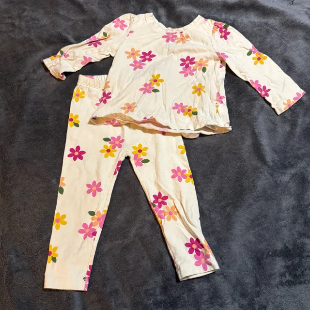 Baby Gap floral 2pc set 18-24M