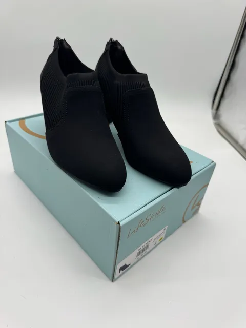 LifeStride Gia Bootie Size 8M Black Micron Heeled Ankle Boots