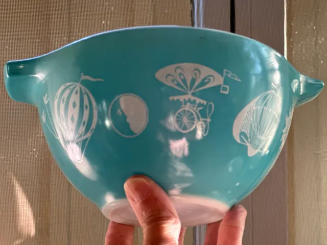Pyrex Balloons Cinderella Bowl 1.5 Pint Turquoise
