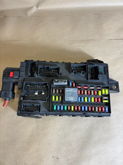 2009–2014 Ford Econoline E150 E250 E350 Interior Fuse Box 9C2T-15604-BF