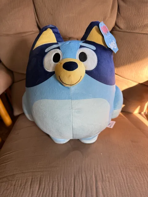 FAO Schwarz Bluey Blob Plush Stuffed Animal New