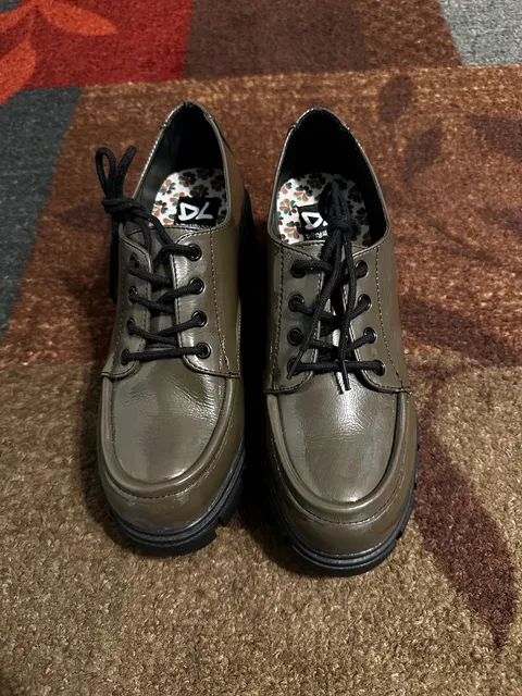 Dirty Laundry Shoes Size 8.5 Green Platform Oxford Lace Up Loafers