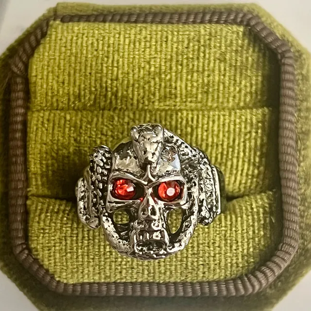 Gothic Silver Tone Skull Ring with Red Crystal Eyes Adjustable Size 9-14