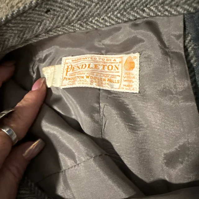 Pendleton Wool Skirt Gray Herringbone Pleated Pockets Vintage