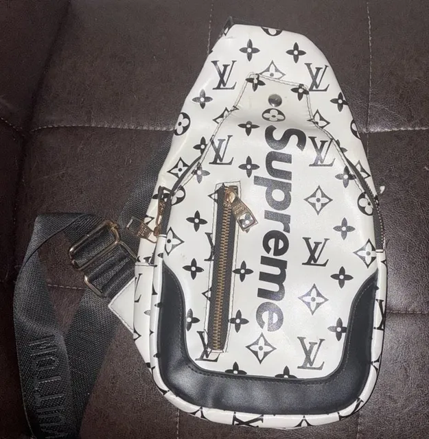 LOUIS VUITTON/SUPREME Unisex Shoulder bag