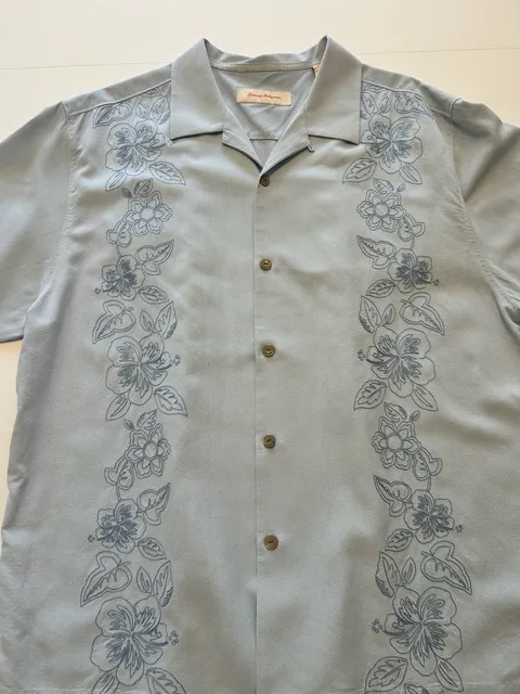 Tommy Bahama Silk Embroidered Short Sleeve Shirt XL Light Blue