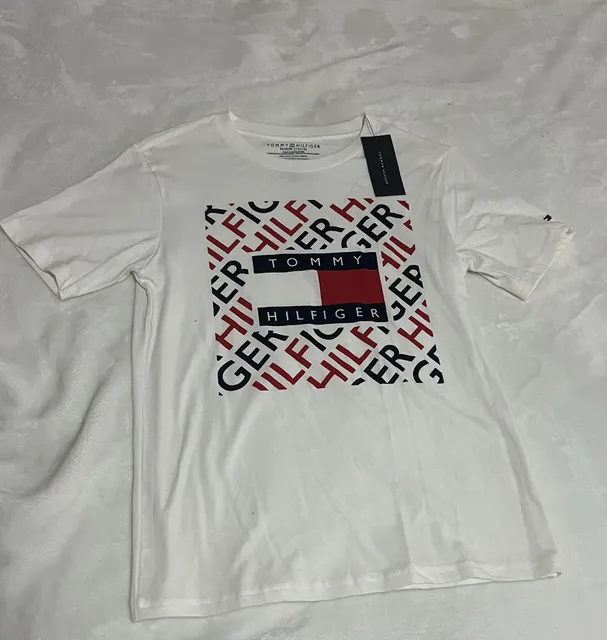 Tommy Hilfiger Graphic T-Shirt Size M (12/14) Bright White