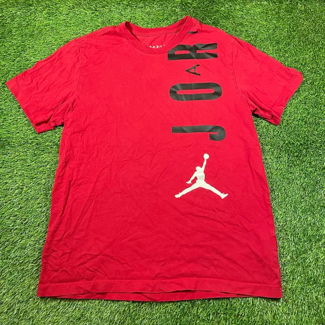 Jordan Vertical Logo Graphic T-Shirt Red