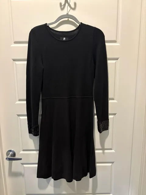 JW Jason Wu Sweater Dress Size M Black Sequin Cuffs Knit