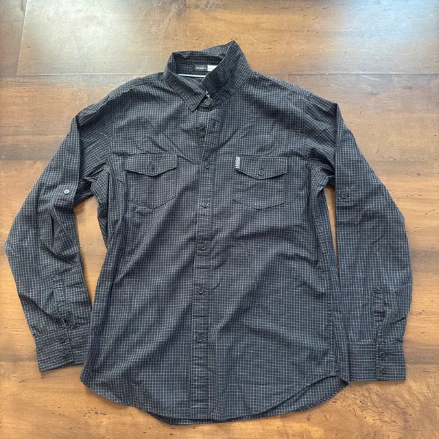 Calvin Klein Long Sleeve Plaid Button Down Shirt