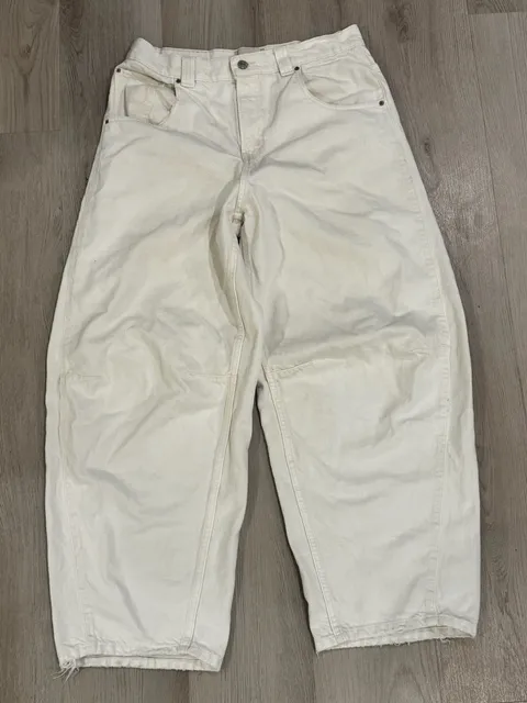 BDG RIH Mid-Rise Size 29 White Denim Jeans
