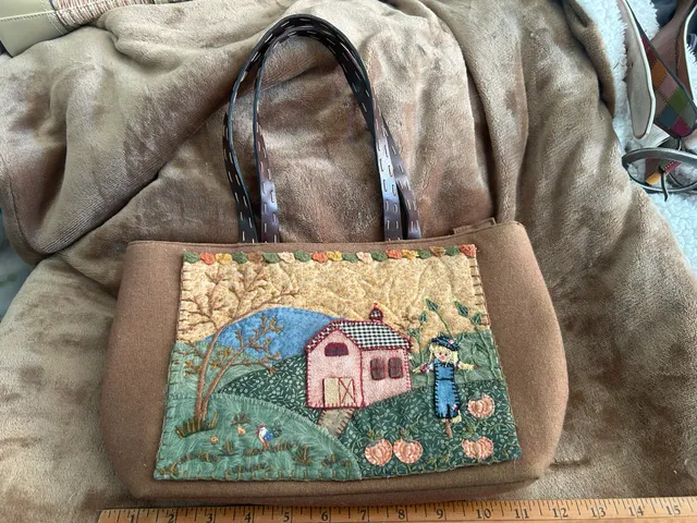 Cappelli Straworld Inc. Fall Quilted Tote Bag Cottagecore