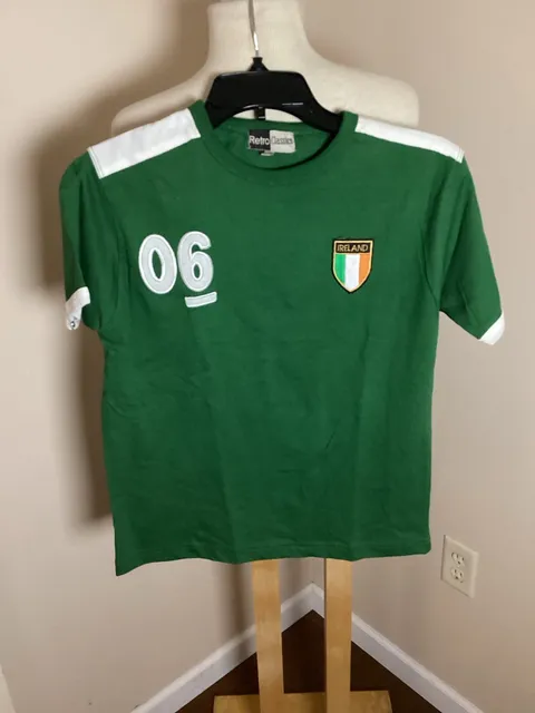 Retro Classics Ireland Soccer Jersey Size 9/11 Green White 06